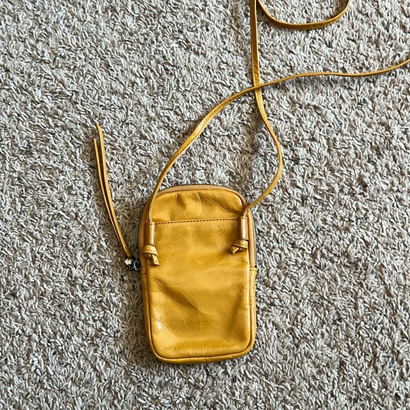 Hobo crossbody purse bag mustard yellow leather - Picture 2 of 9